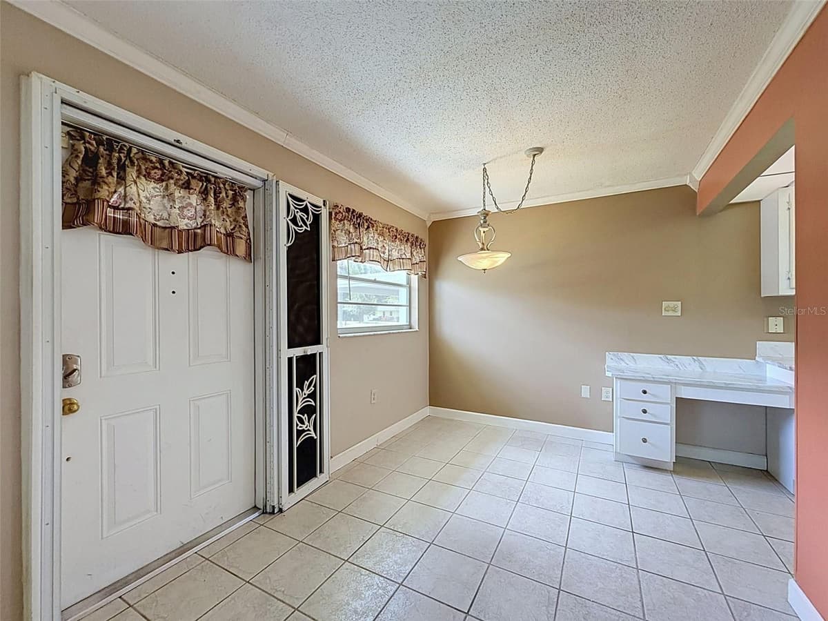 11829 CARISSA LANE — photo 9 of 72
