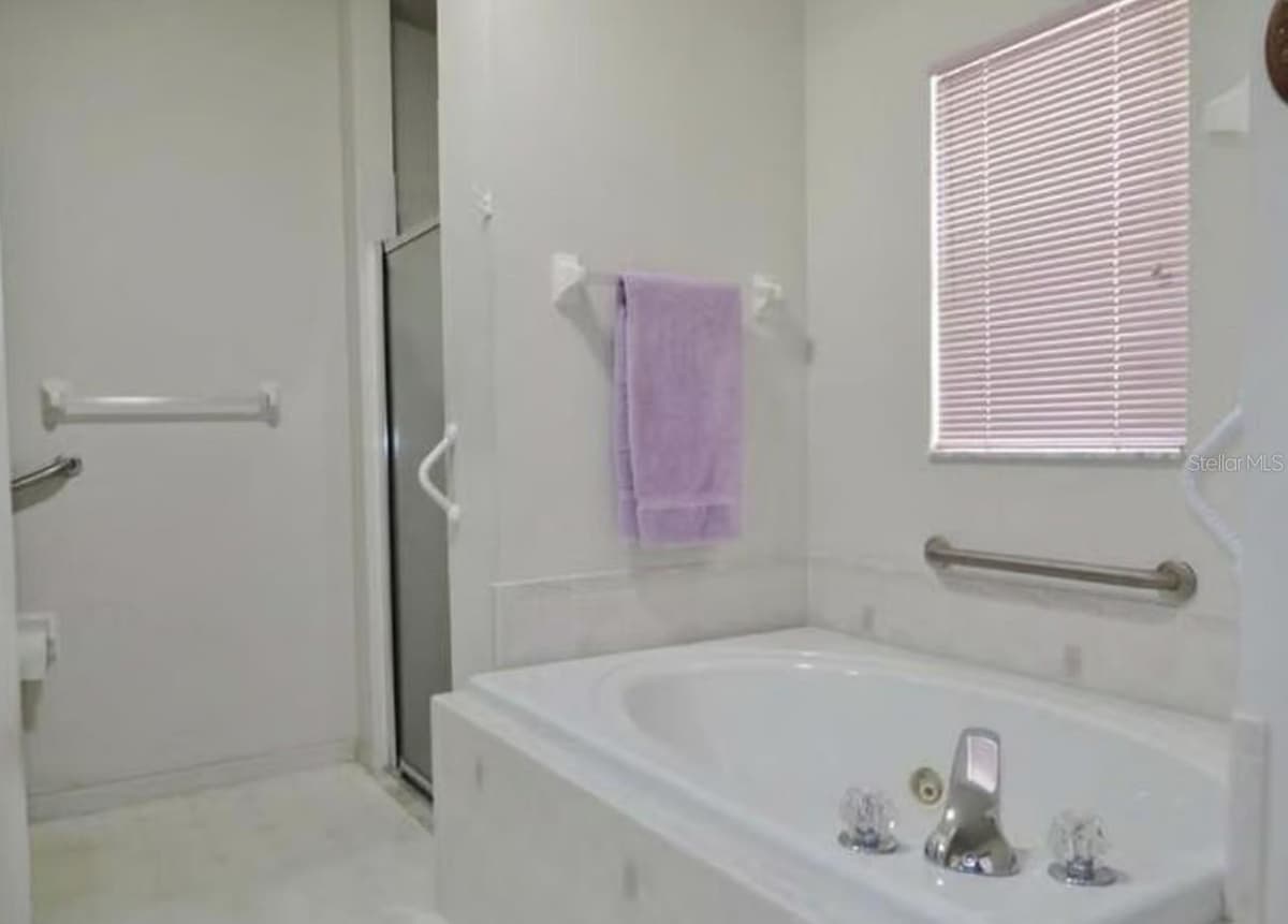 2534 BRENTWOOD CIRCLE — photo 12 of 20