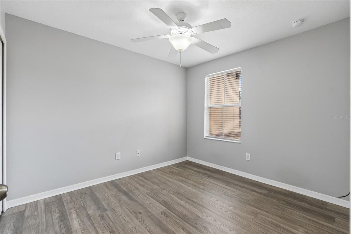 1220 TWIN TREES LANE — photo 15 of 23