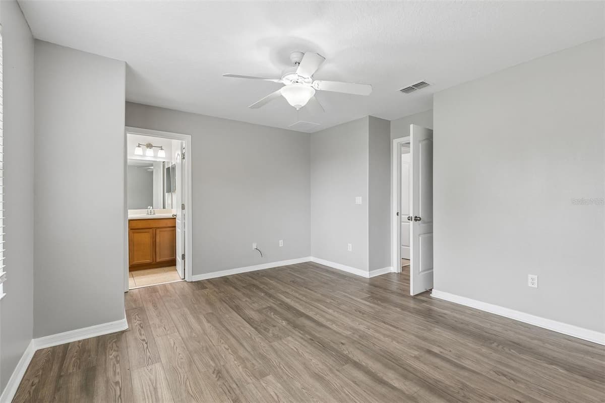1220 TWIN TREES LANE — photo 12 of 23