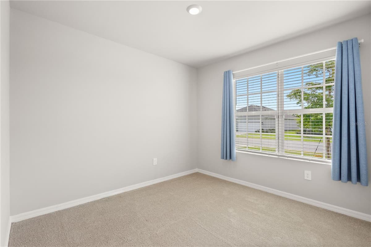 4975 TUSCOLA BOULEVARD — photo 23 of 54