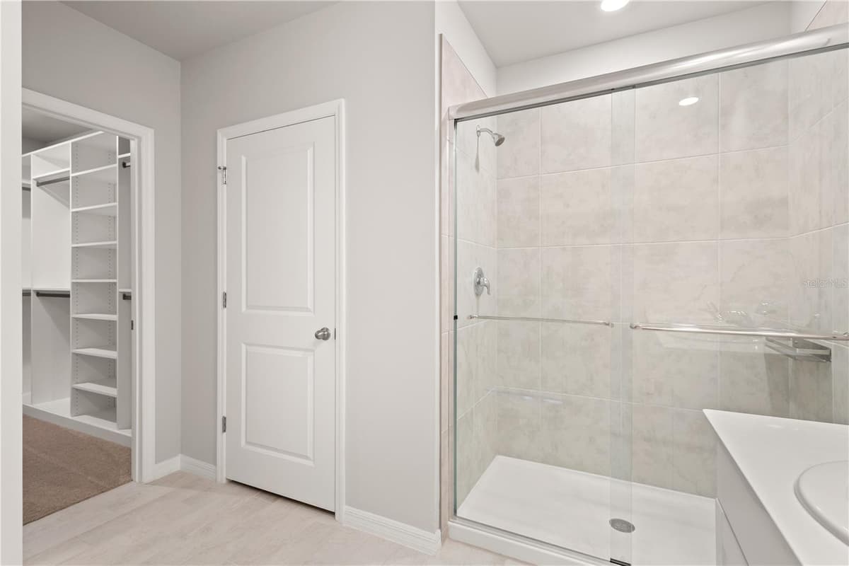 4975 TUSCOLA BOULEVARD — photo 18 of 54