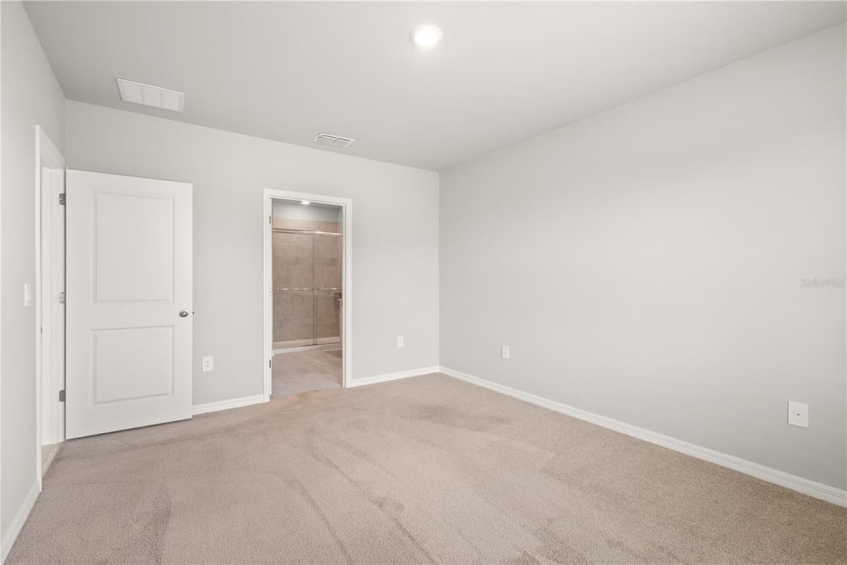 4975 TUSCOLA BOULEVARD — photo 16 of 54