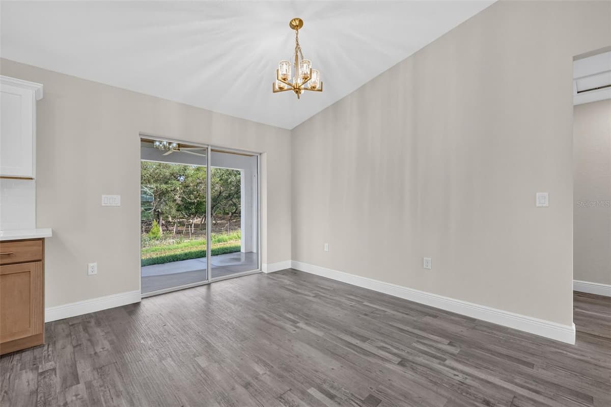 103 WALNUT DRIVE — photo 24 of 29
