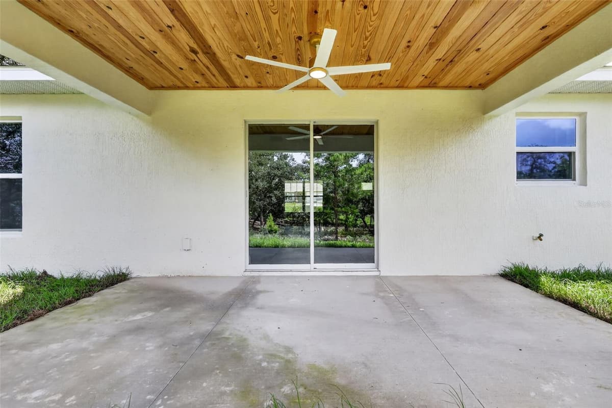 103 WALNUT DRIVE — photo 7 of 29