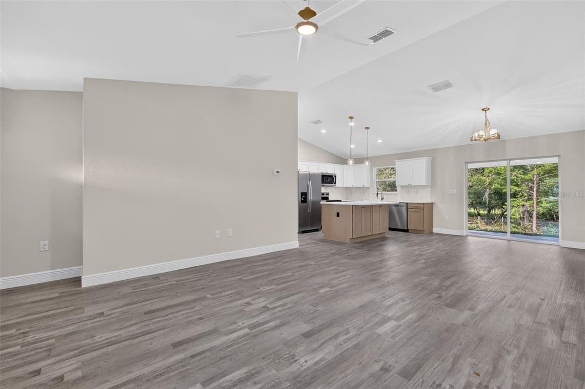 103 WALNUT DRIVE — photo 19 of 29