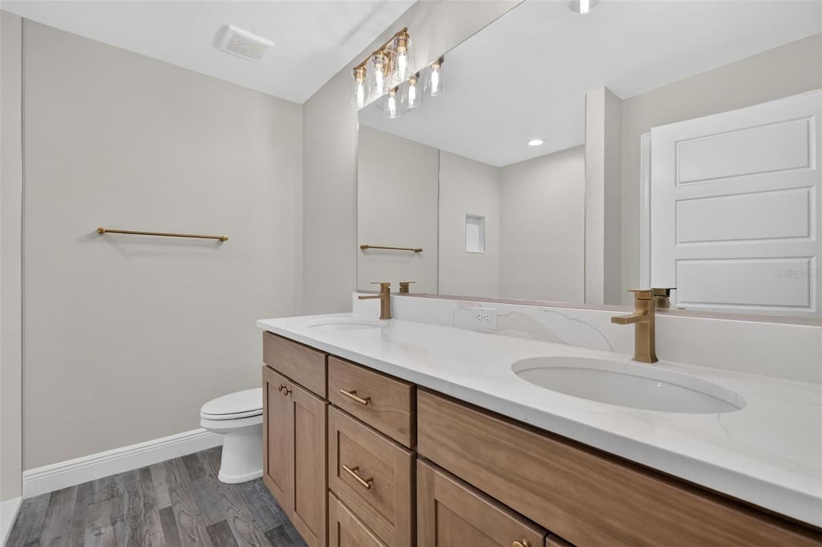 103 WALNUT DRIVE — photo 15 of 29
