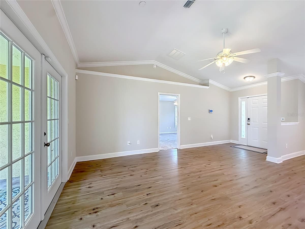 6765 14TH AVENUE — photo 13 of 59