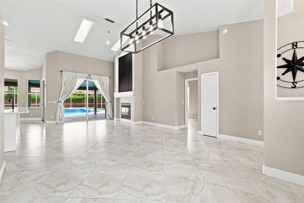 3716 GATLIN PLACE CIRCLE — photo 10 of 48