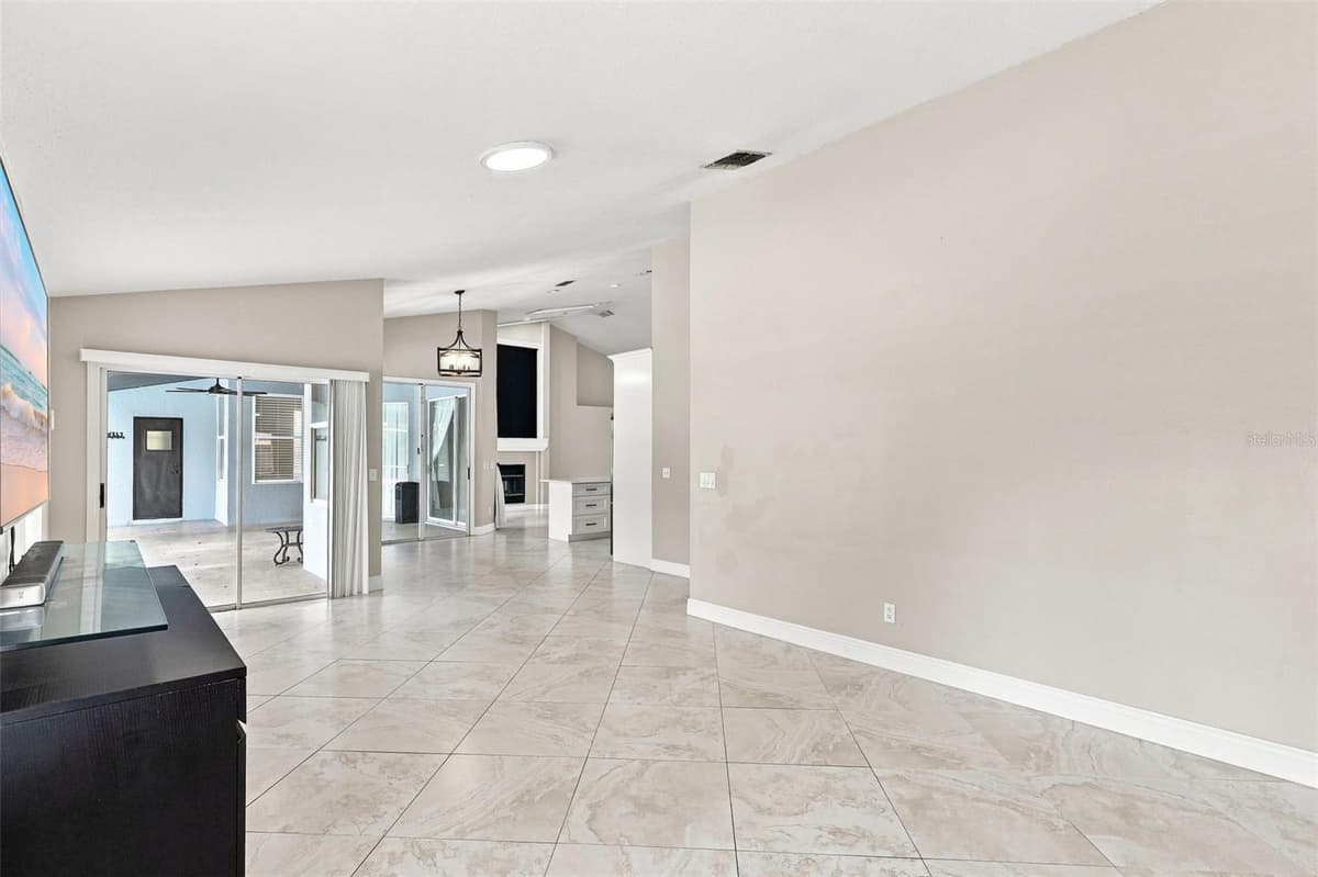 3716 GATLIN PLACE CIRCLE — photo 30 of 48