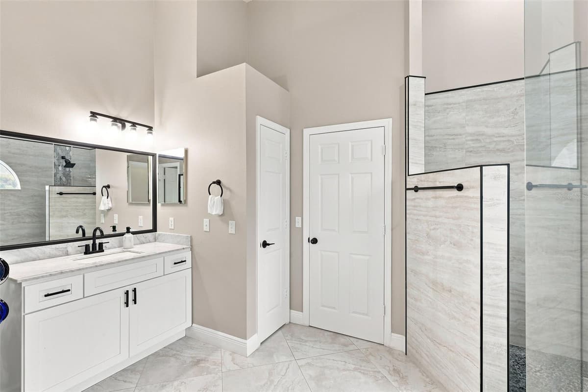 3716 GATLIN PLACE CIRCLE — photo 17 of 48