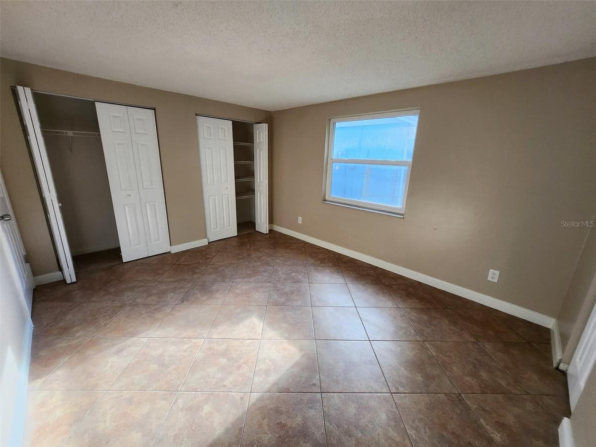 7146 CARMEL AVENUE — photo 29 of 38