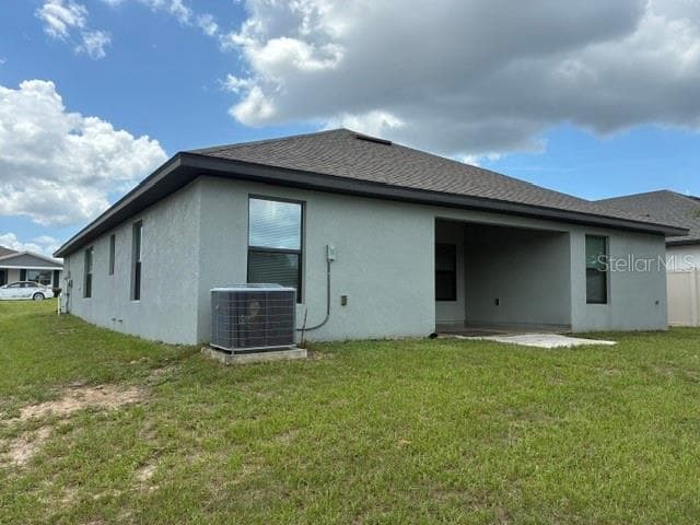 132 BERGAMOT LOOP — photo 4 of 24