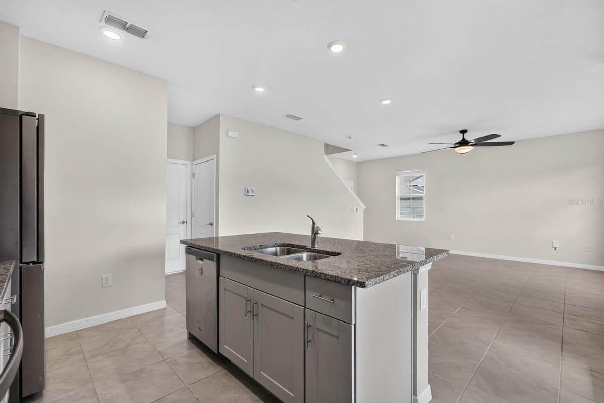 3006 MELETO BOULEVARD — photo 14 of 66