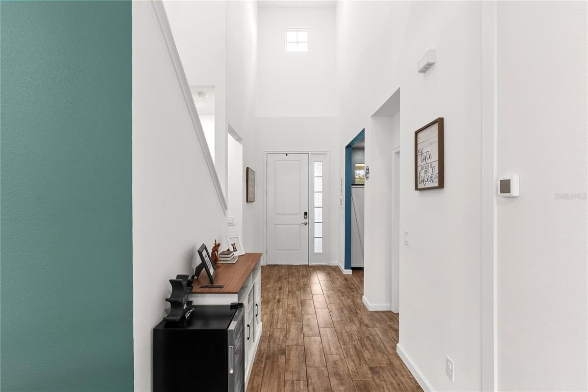 2527 NATOMA BOULEVARD — photo 5 of 52