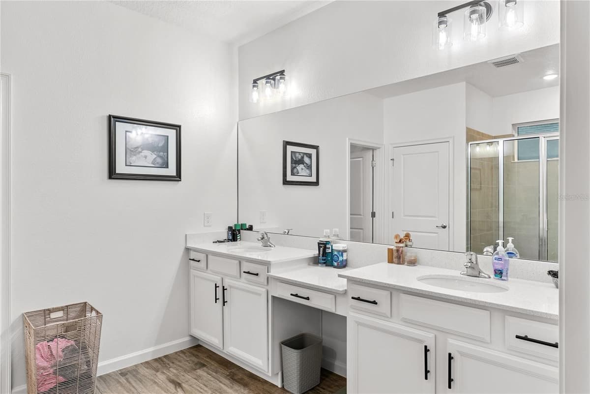 2527 NATOMA BOULEVARD — photo 24 of 52