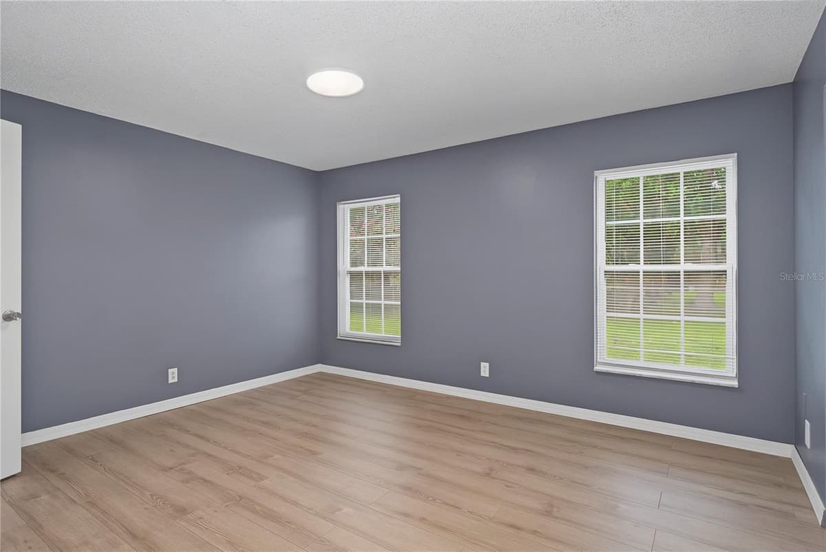 10145 BLUFF COURT — photo 26 of 45