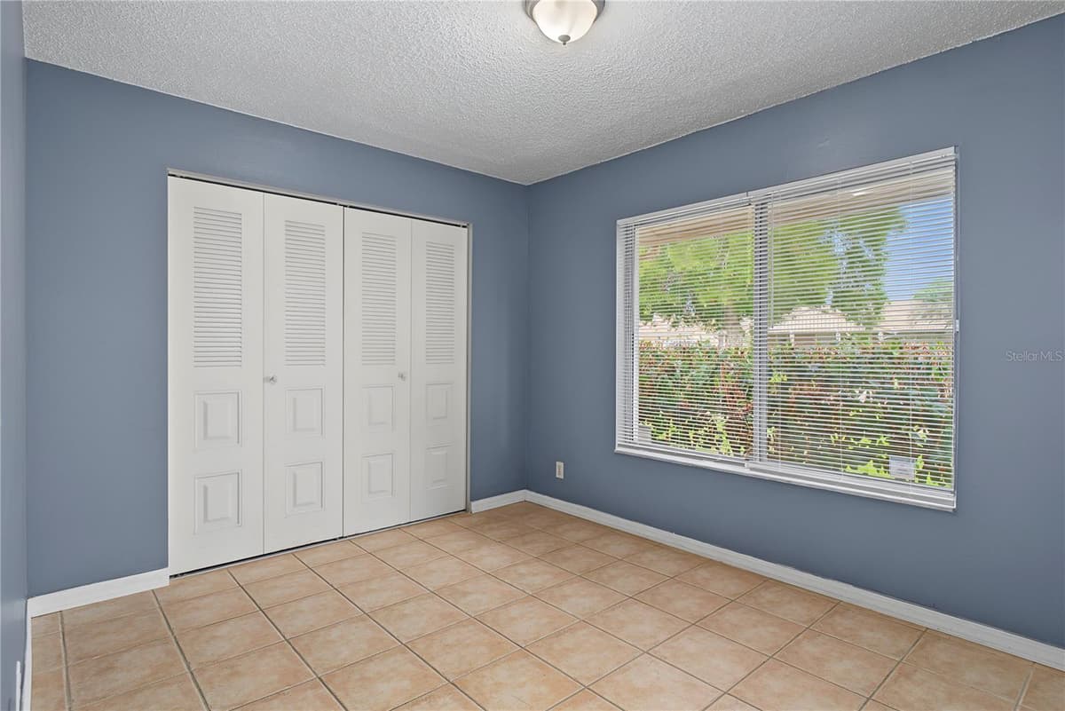 10145 BLUFF COURT — photo 22 of 45