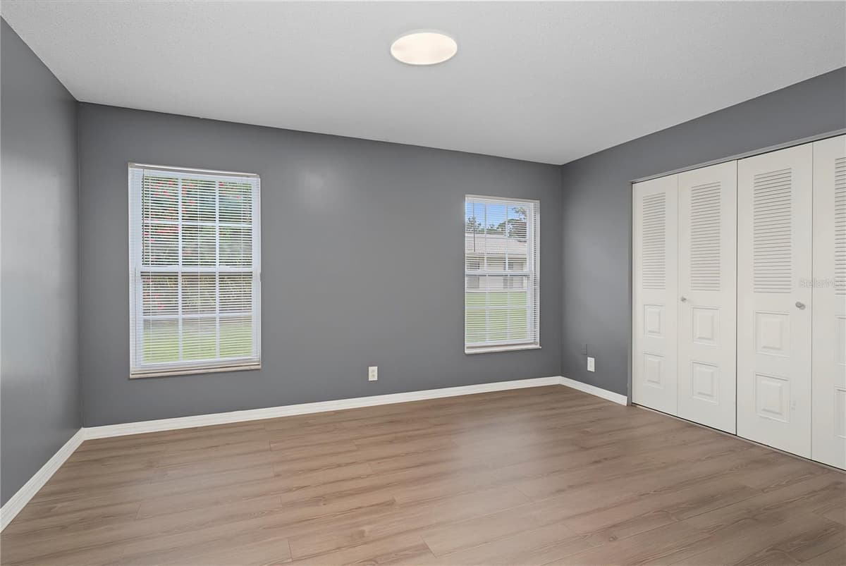 10145 BLUFF COURT — photo 25 of 45