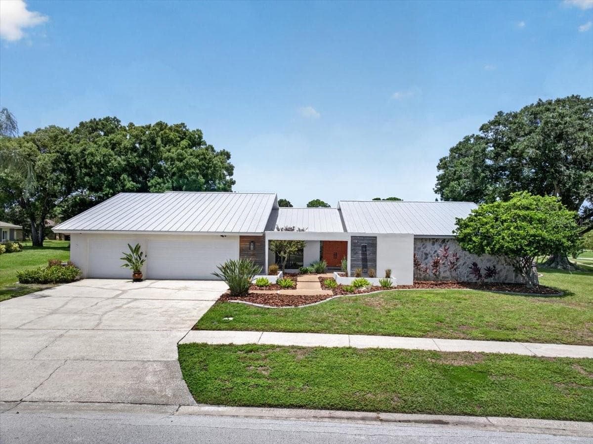 2862 SHADY OAK COURT — photo 54 of 62