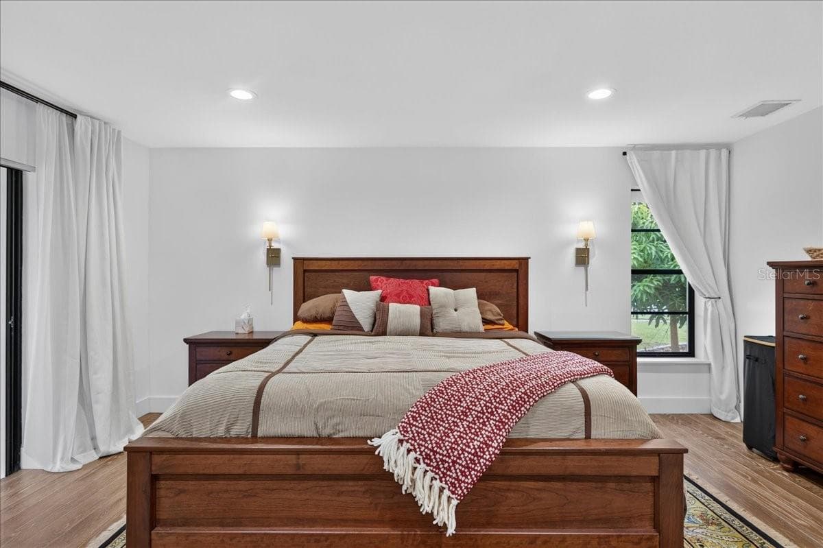 2862 SHADY OAK COURT — photo 37 of 62