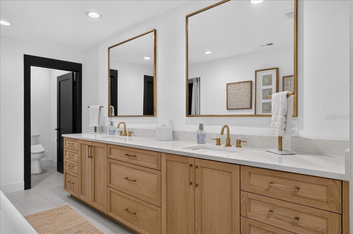 2862 SHADY OAK COURT — photo 42 of 62