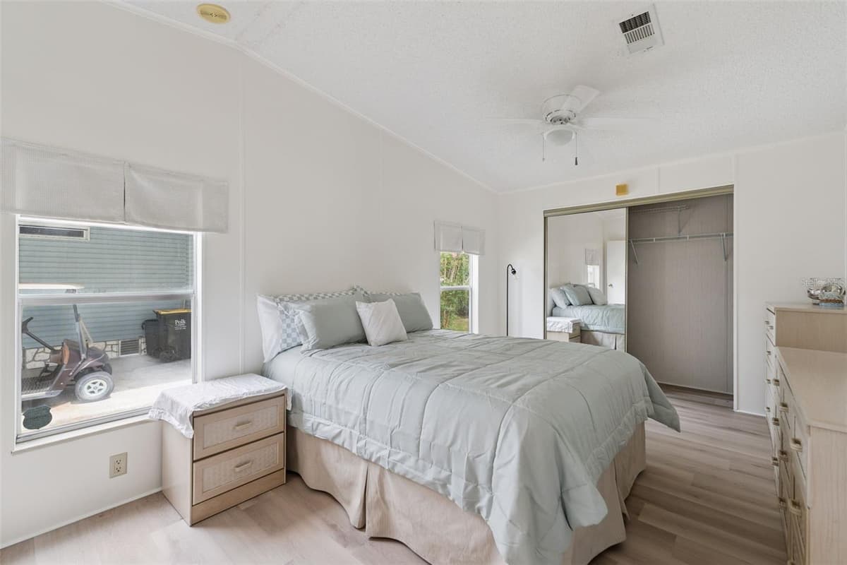 523 NESBITT PARK AVENUE — photo 16 of 21