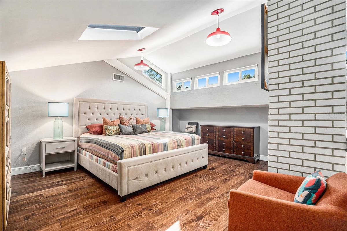 2134 SERPENTINE CIRCLE — photo 17 of 41