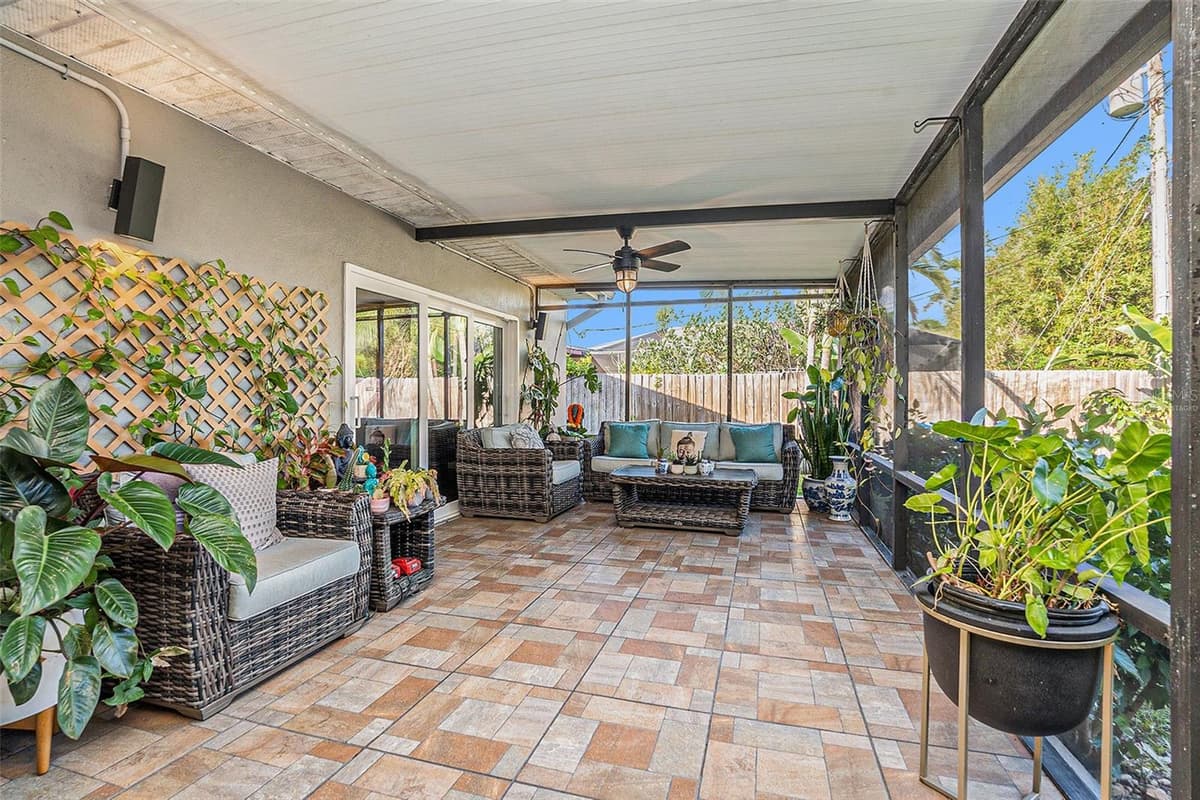 2134 SERPENTINE CIRCLE — photo 30 of 41