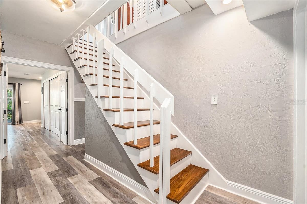 2134 SERPENTINE CIRCLE — photo 15 of 41