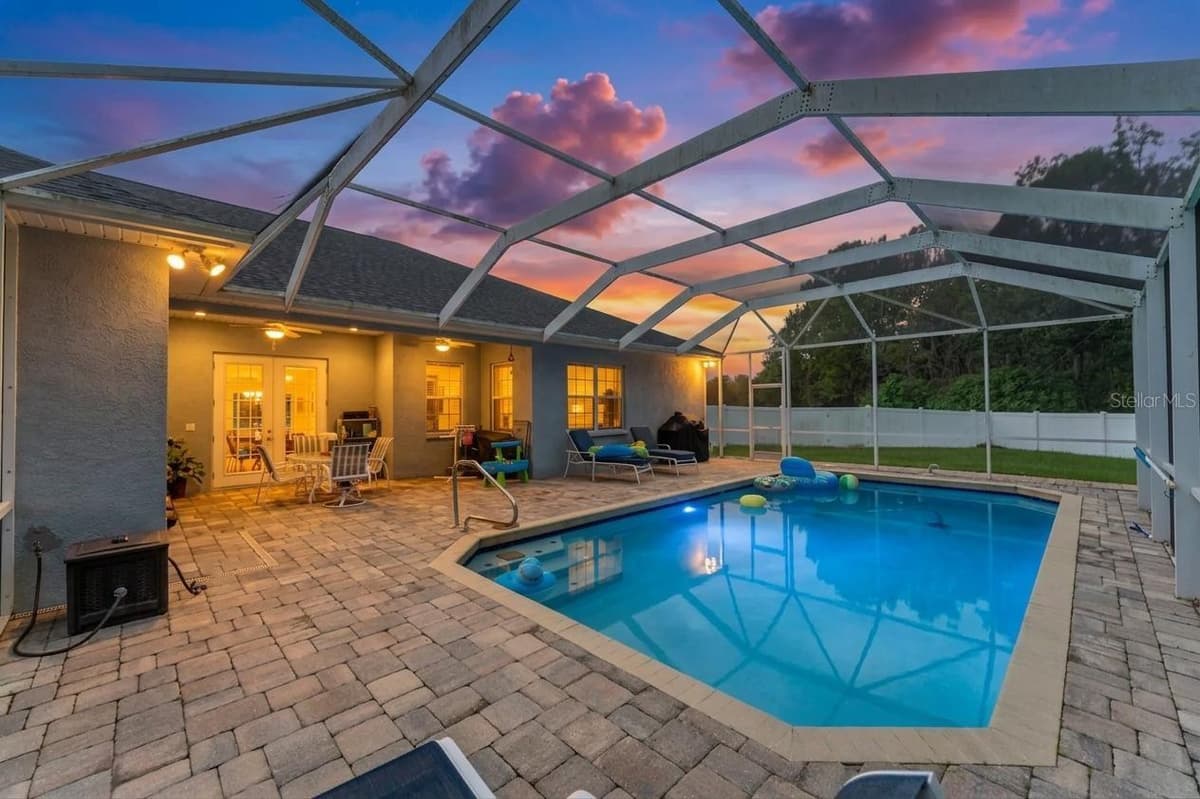 1318 LITTLE ALAFIA DRIVE — photo 2 of 49