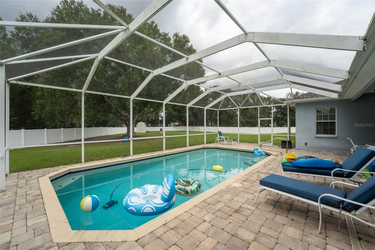 1318 LITTLE ALAFIA DRIVE — photo 40 of 49