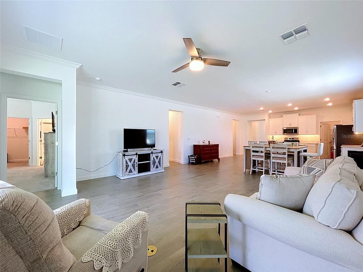 5524 LITTLE PATH DRIVE — photo 11 of 33