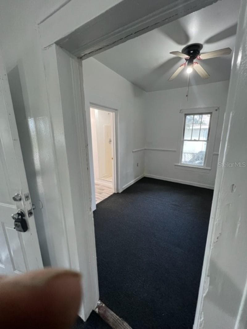 1031 FLORENCE AVENUE — photo 3 of 11