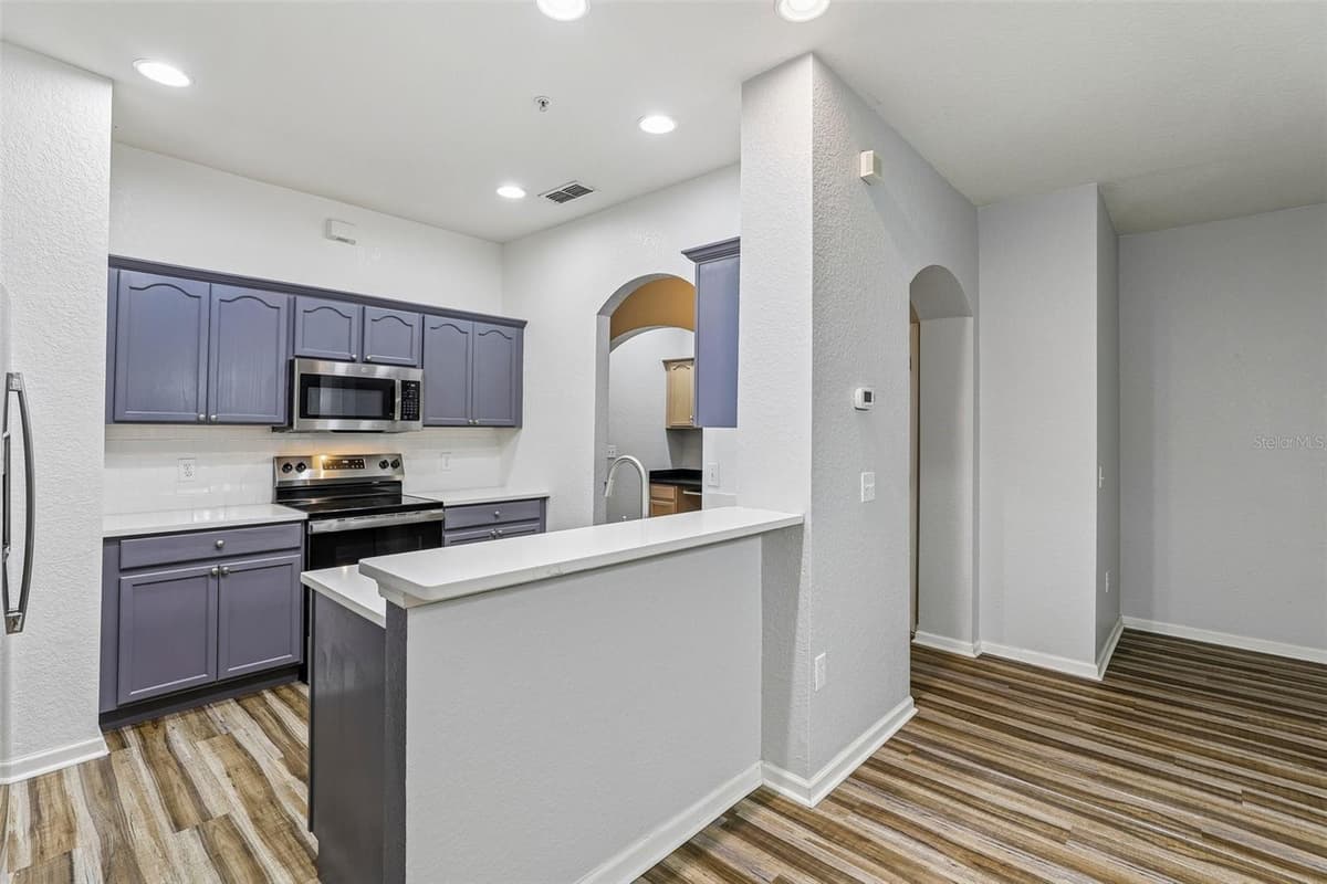 14261 TURNING LEAF DRIVE — photo 12 of 42