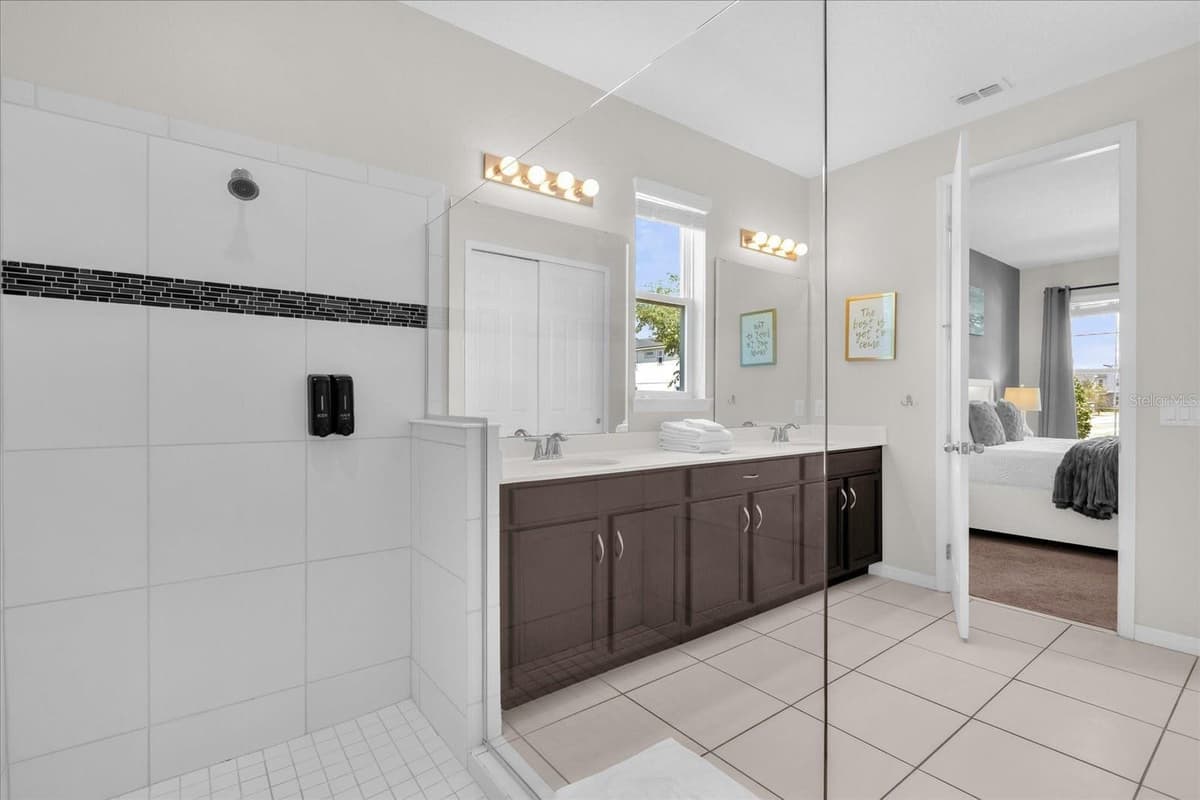 9012 EGRET MILLS TERRACE — photo 32 of 48