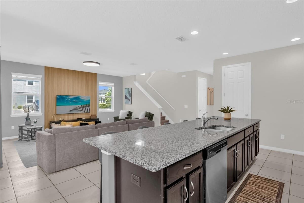 9012 EGRET MILLS TERRACE — photo 7 of 48
