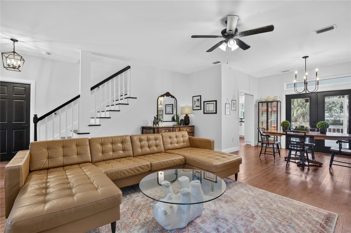 207 LEVIS AVENUE — photo 21 of 40