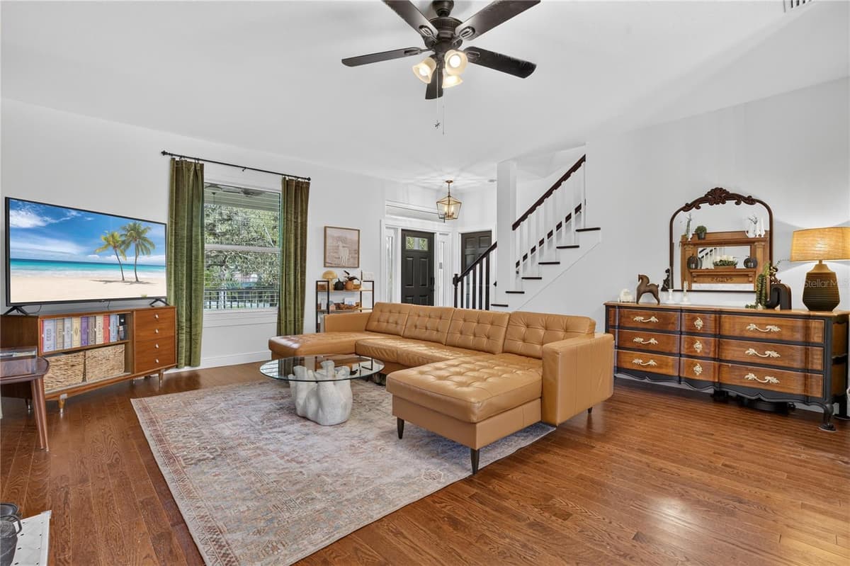 207 LEVIS AVENUE — photo 22 of 40