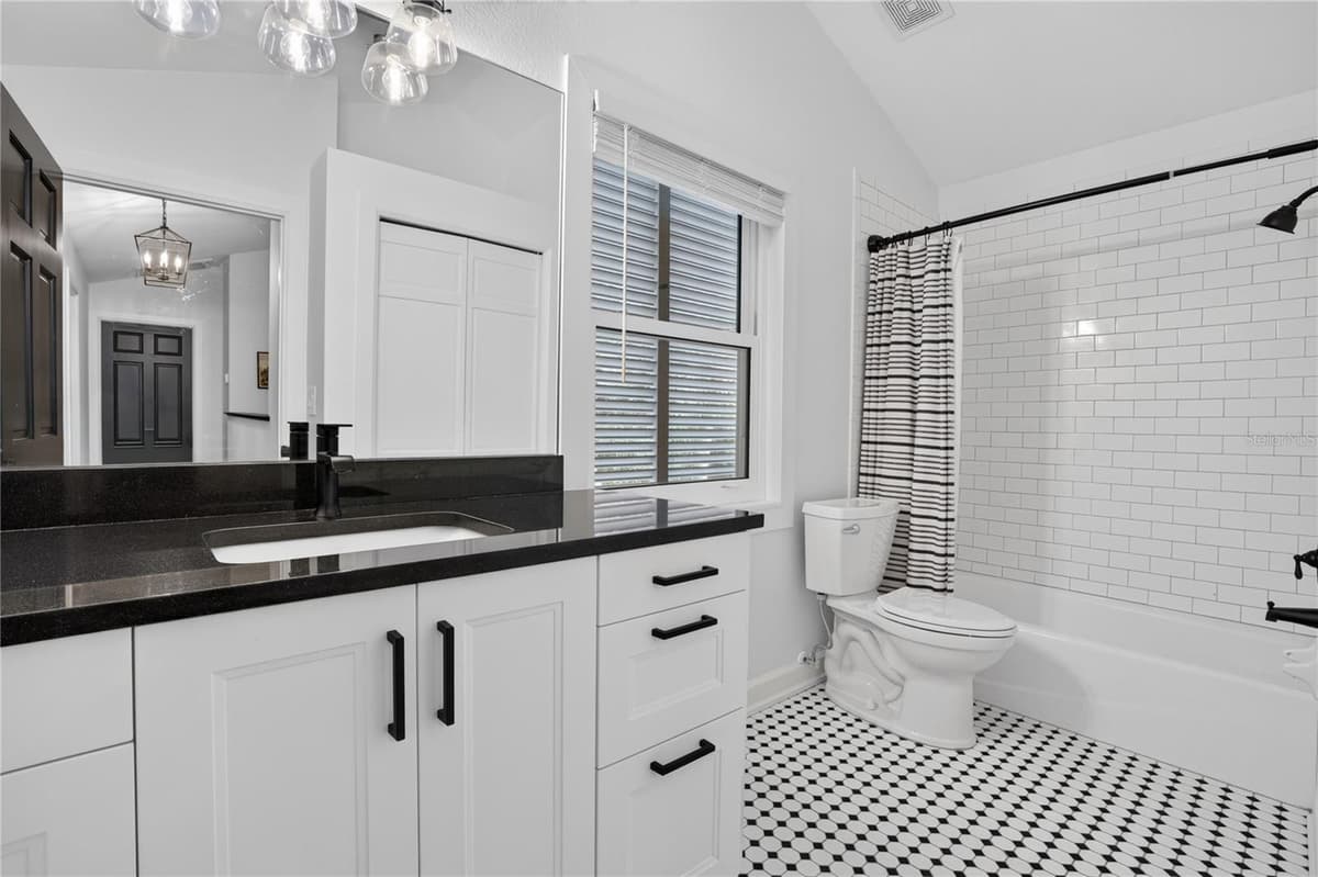 207 LEVIS AVENUE — photo 38 of 40