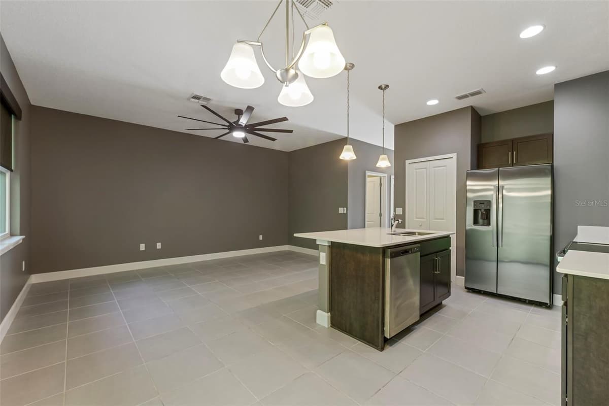 1370 CAPTIVA COVE — photo 10 of 25