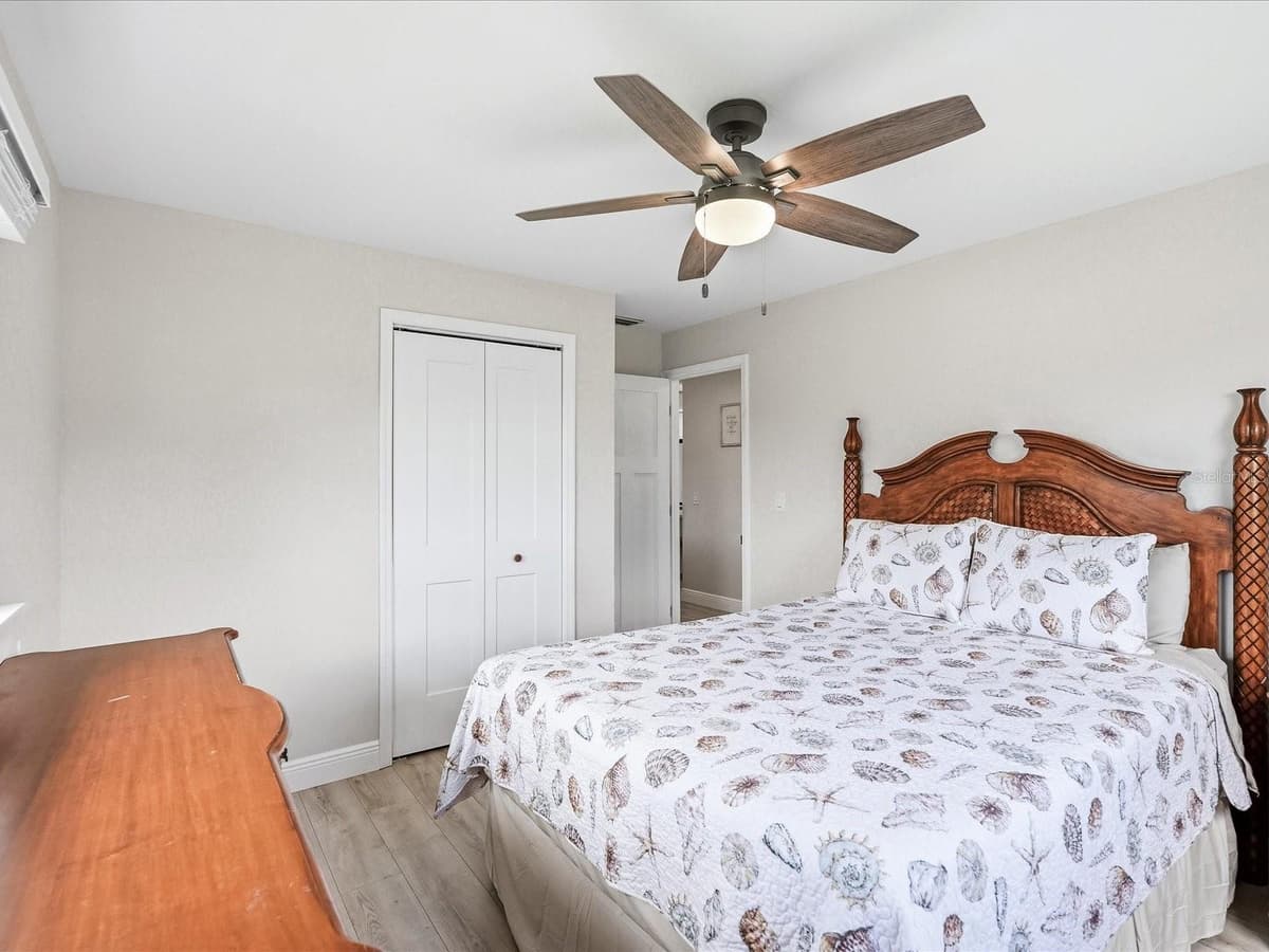 13632 DRYSDALE AVENUE — photo 19 of 34