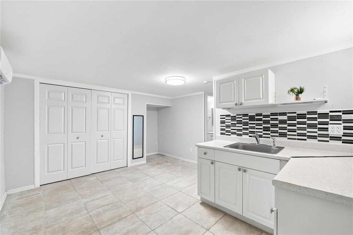 1806 KIRBY STREET — photo 19 of 41