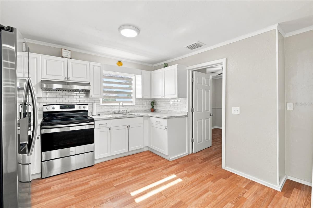 1806 KIRBY STREET — photo 6 of 41