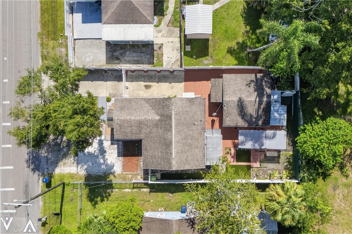 1806 KIRBY STREET — photo 3 of 41