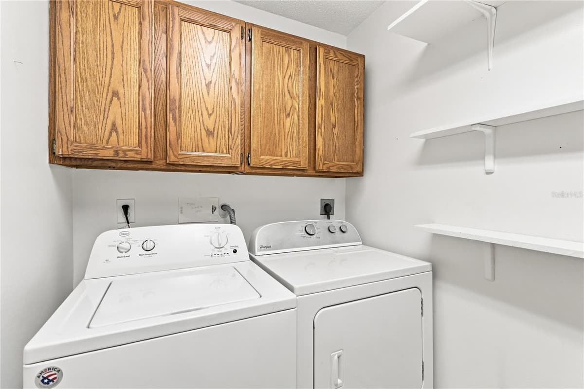 83 GOLFVIEW DRIVE — photo 18 of 32