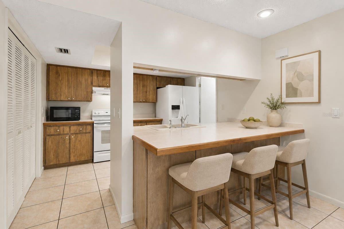 83 GOLFVIEW DRIVE — photo 9 of 32