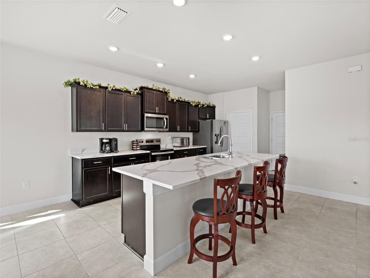 1217 SOLEWAY AVENUE — photo 13 of 35