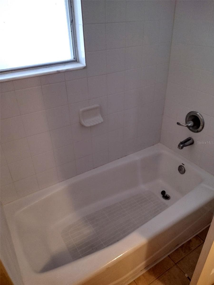2360 ARCHER ROAD — photo 10 of 19