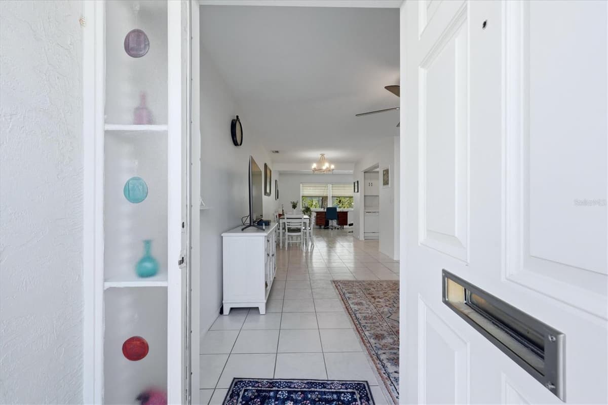 1027 BEACH MANOR CIRCLE — photo 3 of 98